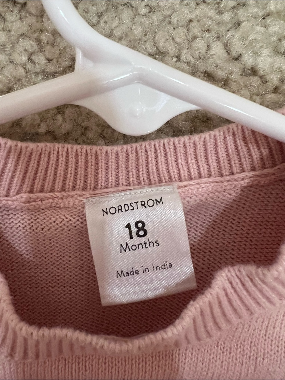 Pink sweater set - Picture 2 of 2